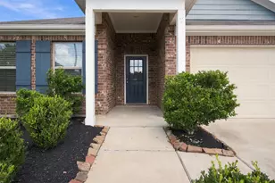 519 High Holly Cir, Magnolia, TX 77354 - Photo 2