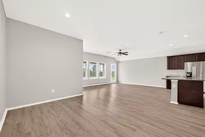 20112 Leaf River Circle, New Caney, TX 77357 - Photo 8