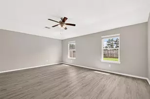 20112 Leaf River Cir, New Caney, TX 77357 - Photo 32