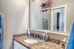 1043 Memorial Village Dr, Houston, TX 77024 - Photo 22