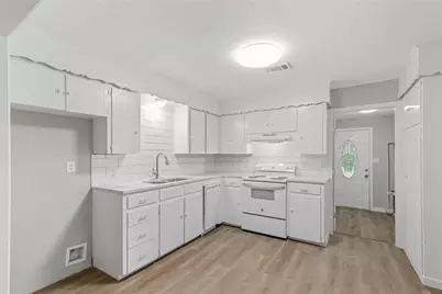 615 Riveredge Drive, Richmond, TX 77406 - Photo 2