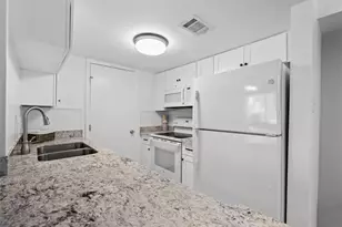 3506 Cove View Blvd, Galveston, TX 77554 - Photo 14