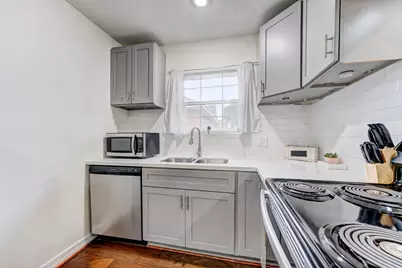 2720 Truxillo Street #4, Houston, TX 77004 - Photo 10