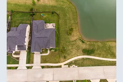 4227 Carol Ridge Drive, Sugar Land, TX 77479 - Photo 32