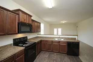 928 Lake View Cir W, Brookshire, TX 77423 - Photo 4