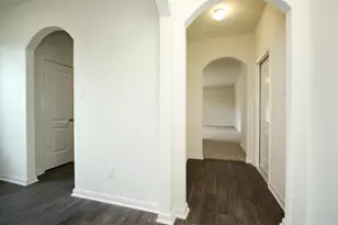 928 Lake View Cir W, Brookshire, TX 77423 - Photo 2