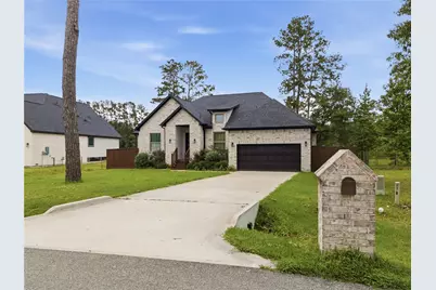 1002 Four Fountains Street, New Caney, TX 77357 - Photo 2