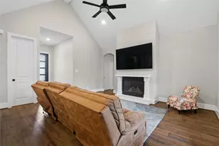 1002 4 Fountains St, New Caney, TX 77357 - Photo 8