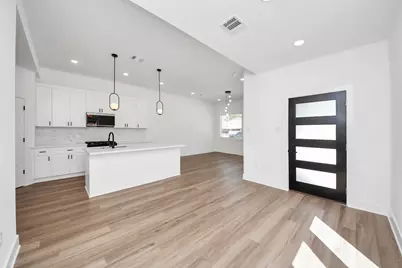 8106 Locksley Street #A, Houston, TX 77078 - Photo 12