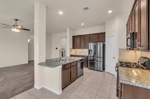6515 Hunters Trace Ln, Baytown, TX 77521 - Photo 16