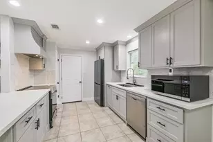 22031 Jay Dr, Spring, TX 77373 - Photo 10