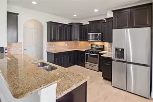 11707 Champions Gate Dr, Dayton, TX 77535 - Photo 8
