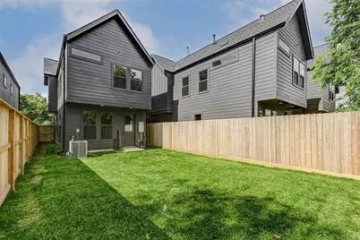 8008 Sunbury Street, Houston, TX 77028 - Photo 2