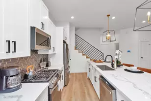 5308 Denmark St, Houston, TX 77028 - Photo 14