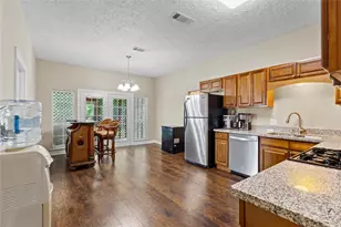 709 Dallas St, Port Neches, TX 77651 - Photo 6