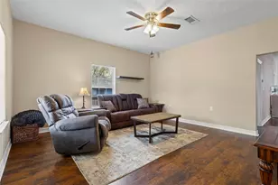 709 Dallas St, Port Neches, TX 77651 - Photo 4