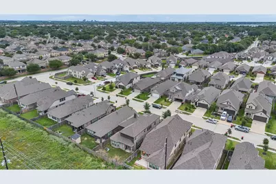 5030 Aspen Orchard Drive, Houston, TX 77066 - Photo 6