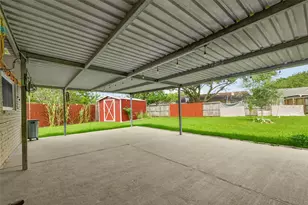 12823 Sandy Hook Dr, Houston, TX 77089 - Photo 24