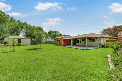 12823 Sandy Hook Drive, Houston, TX 77089 - Photo 26