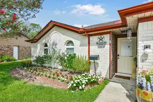 12823 Sandy Hook Dr, Houston, TX 77089 - Photo 4