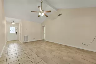 12823 Sandy Hook Dr, Houston, TX 77089 - Photo 6