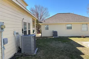 7834 Wolfield Ln, Houston, TX 77071 - Photo 2