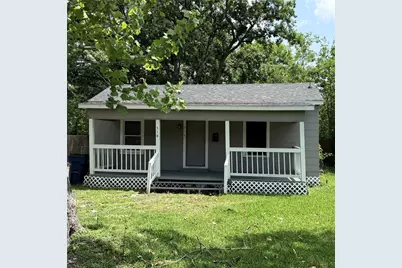 516 Hurst Street, Angleton, TX 77515 - Photo 2