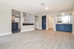 12510 Seaswept Dr, Houston, TX 77071 - Photo 10