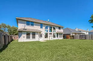 9018 Carriage Point Dr, Sugar Land, TX 77479 - Photo 40