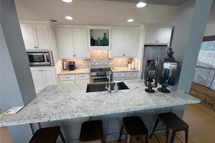 2836 Gulf View Ln, Crystal Beach, TX 77650 - Photo 22