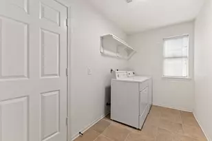 102 Lindencrest Ct, Sugar Land, TX 77479 - Photo 34