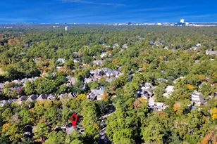 202 Sugar Berry Cir, Houston, TX 77024 - Photo 34