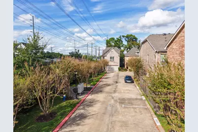 3130 Heritage Creek Terrace, Houston, TX 77008 - Photo 32