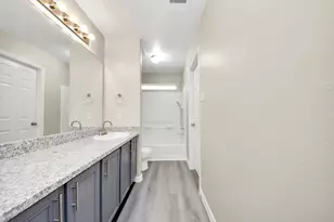 882 Darbydale Crossing Ln, Houston, TX 77090 - Photo 10