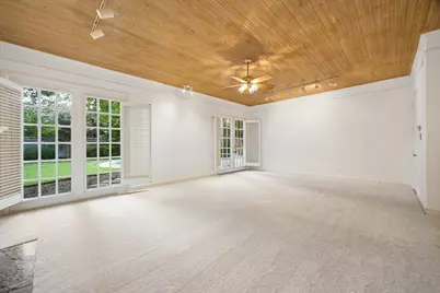 10 Stillforest Street, Piney Point Village, TX 77024 - Photo 20