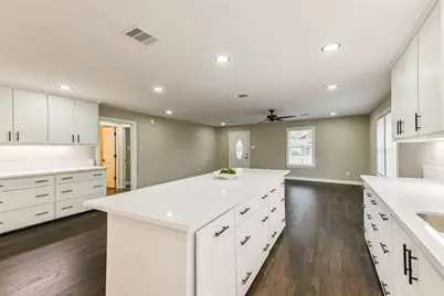 109 Neyland Street, Houston, TX 77022 - Photo 16