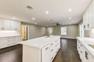 109 Neyland St, Houston, TX 77022 - Photo 16