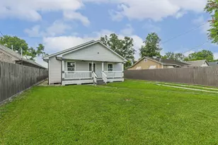 109 Neyland St, Houston, TX 77022 - Photo 32