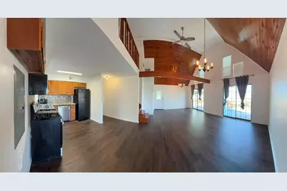 407 Bayshore Drive, La Porte, TX 77571 - Photo 2