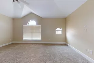 8715 Meadowcroft Dr, Houston, TX 77063 - Photo 24