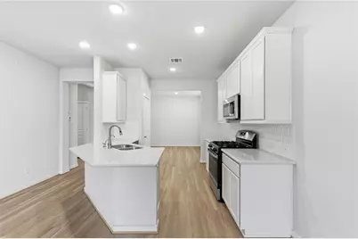 7819 Wyndham Harbor Court, Richmond, TX 77407 - Photo 14