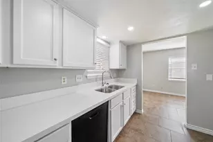 28630 Lochlevan Ct, Huffman, TX 77336 - Photo 14