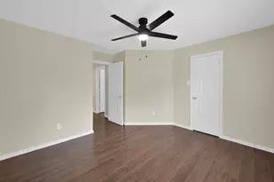 122 N N Camelia Grove Circle, The Woodlands, TX 77382 - Photo 20