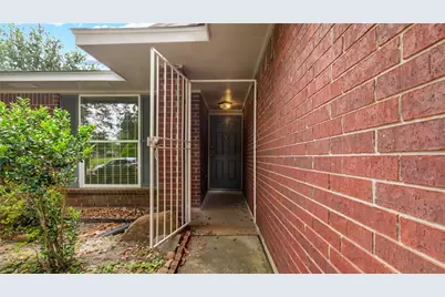 7803 Yellow Pine Drive, Houston, TX 77040 - Photo 2