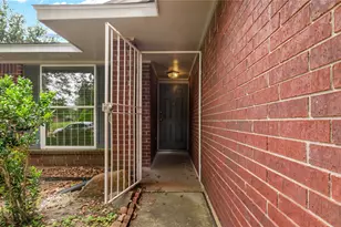 7803 Yellow Pine Dr, Houston, TX 77040 - Photo 2