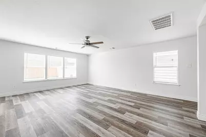 2723 Piney Lake Court, Houston, TX 77038 - Photo 18