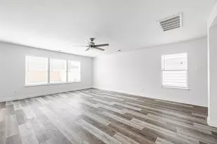 2723 Piney Lake Ct, Houston, TX 77038 - Photo 18
