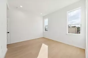 817 Thornton Rd, Houston, TX 77018 - Photo 22