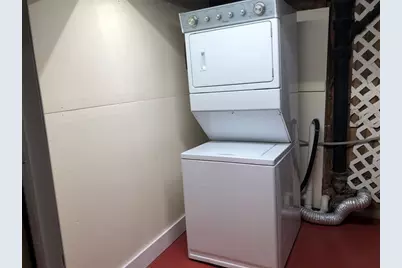 208 1/2 Avenue A, El Campo, TX 77437 - Photo 10