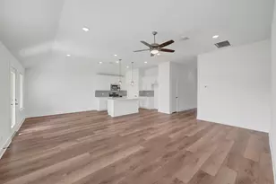 14013 Baikal Mnr Dr, Santa Fe, TX 77510 - Photo 16